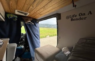 Adventure-Ready - Your Ultimate Van Life Escape