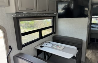 2022 Thor Motor Coach Windsport 29M