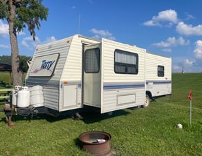 Fleetwood RV Insight 25M