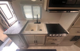 Family and Pet Friendly fun in this Freelander RV!