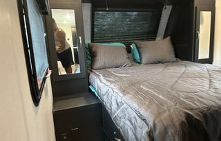 Bella: Clean, spacious & adventure-ready