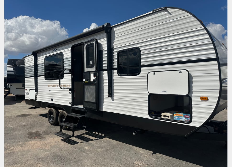 Travel Trailer rentals in Spring