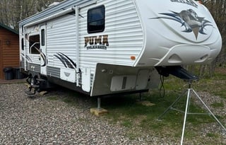 Spacious Tall Ceilings Toy Hauler