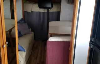 Gulfstream B touring Cruiser with 2 Slides and SOLAR PANEL