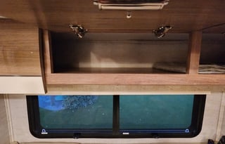 2021 Entegra Coach Qwest 24L