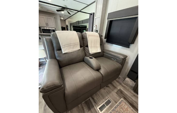 Electric recliners