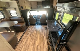 2017 Isata 3, Diesel, Auto-level, Fully Loaded.