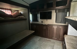 2018 Jayco North Point 375BHFS