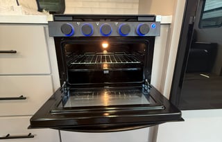 Turn-Key Getaway: Delivered & With Starlink!