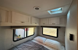 2024 Gulf Stream 24ft RV with free private shuttle