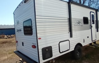 2026 LIGHTWEIGHT - SLEEPS 8 ANY TRUCK CAN PULL!