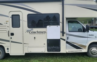 2017 Coachmen RV Freelander 26RS Ford 350