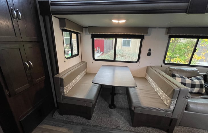 Easily seat 4 at the dining table.