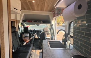 Camper Van Seats & Sleeps 4