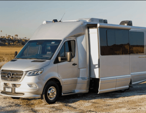 Airstream RV Atlas Murphy Suite