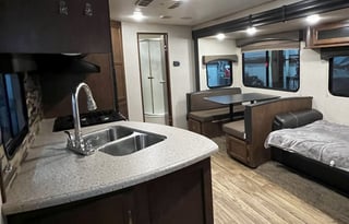 2017 Venture RV SportTrek 270VBH