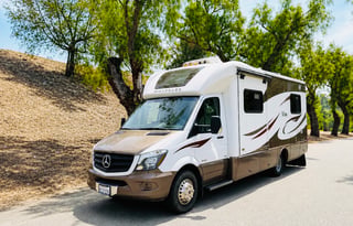 2015 Mercedes Winnebago View | Fuel efficient