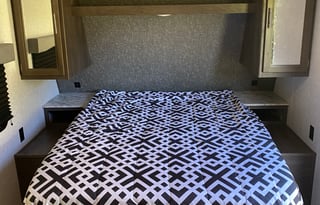 2020 Dutchmen RV Coleman Lantern LT Series 215BHWE