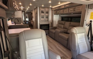 2024 Fleetwood RV Frontier 34GT