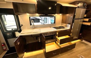 2024 Winnebago View Mercedes