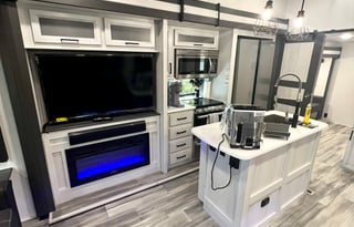 2023 Keystone Sprinter Limited 3590LFT