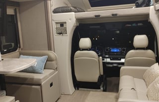 2022 Thor mercedes Tiburon