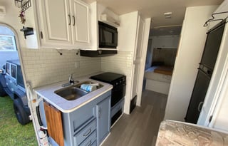 2002 Winnebago Sightseer 27C