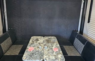 Genesis supreme toy hauler 27fs ( 32' overall )