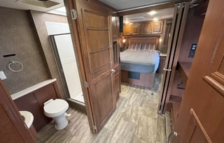 2015 Thor Motor Coach Palazzo 33.3
