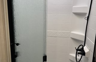 Glamping Getaway – FR3 34DS