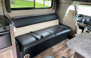 2016 Winnebago Minnie Winnie 25B