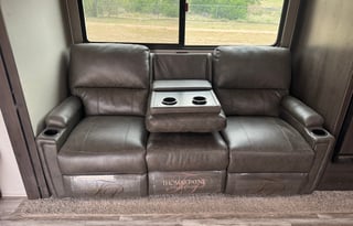 2021 Grand Design: Stocked, Family Friendly Rental