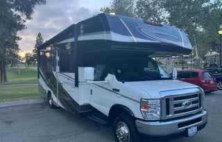 Coachmen Leprechaun...Ready, Set, Vacation!