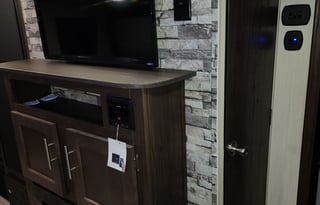 Very Nice And Clean 2020 Forest River Cherokee