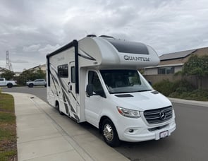 Thor Motor Coach Quantum Sprinter MB24