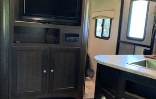 2017 Cruiser Shadow Cruiser S-240BHS