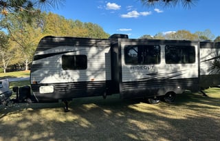 Keystone Hideout 29DFS Bunkhouse