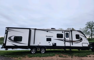 Cousin Eddie’s Family Friendly RV