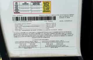 Fully Stocked 2021 Kodiak 283BHSL – Sleeps 10