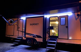 2022 CrossRoads RV Sunset Trail Super Lite SS331BH