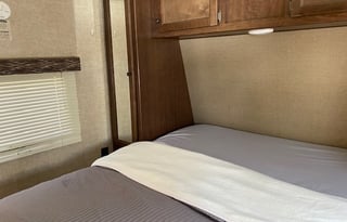 Keystone RV Hideout 24BHSWE Bunkhouse