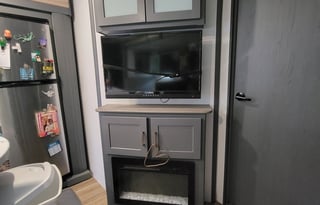 2023 Keystone Bullet Ultra Lite 330BHS