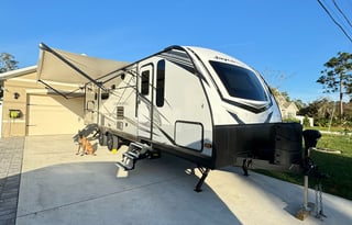 2023 WHITE HAWK - Brand new a fully equipped