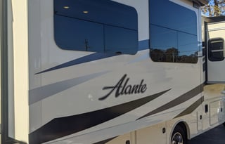 2016 Jayco Alante 31V Class A - Roadtrip in Style!