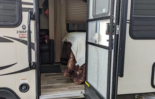 2018 Winnebago Micro Minnie 2106FBS