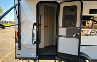 2023 Rockwood Geo Pro G19FBS Sleeps 4 Queen Bed!