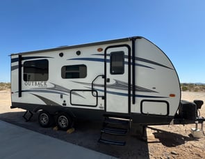 Keystone RV Outback Ultra Lite 210URS