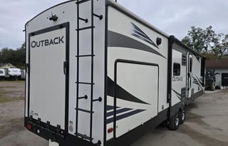 Keystone Outback 335CG