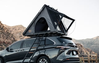 2025 Toyota Sienna XLE w/ Rooftop Tent
