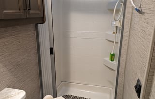 2022 Thor Freedom Elite 27FE